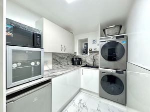 Photo 26- click for photo gallery